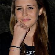 Studentessa universitaria si propone per dare ripetizioni per bambini/ragazzi della scuola elementare, media e superiore